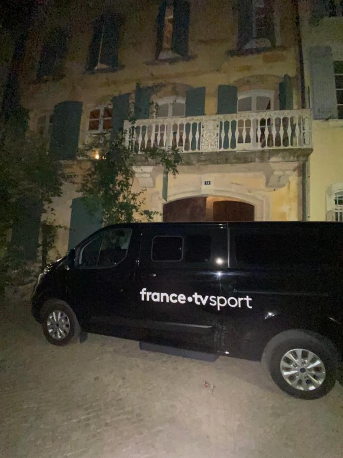 Rue Du Chateau Тараскон Екстер'єр фото